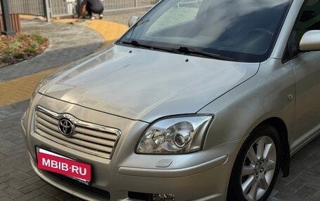 Toyota Avensis III рестайлинг, 2004 год, 599 000 рублей, 5 фотография