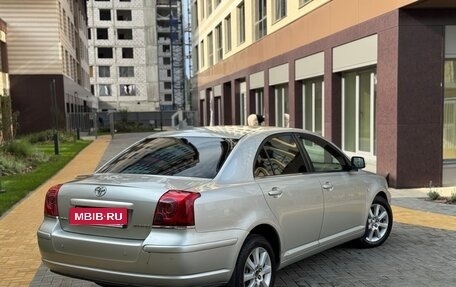 Toyota Avensis III рестайлинг, 2004 год, 599 000 рублей, 2 фотография