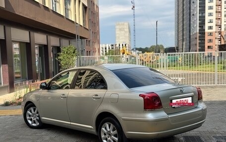 Toyota Avensis III рестайлинг, 2004 год, 599 000 рублей, 4 фотография