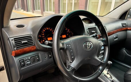 Toyota Avensis III рестайлинг, 2004 год, 599 000 рублей, 10 фотография