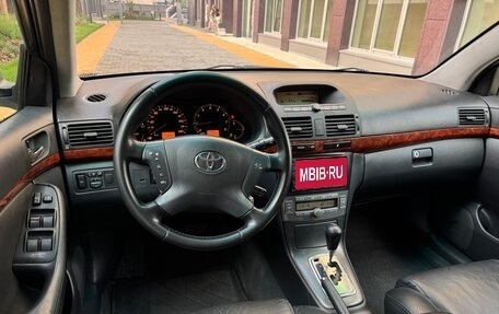 Toyota Avensis III рестайлинг, 2004 год, 599 000 рублей, 11 фотография