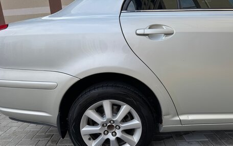 Toyota Avensis III рестайлинг, 2004 год, 599 000 рублей, 26 фотография