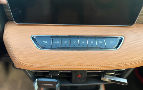 Haval Jolion, 2023 год, 1 800 000 рублей, 14 фотография