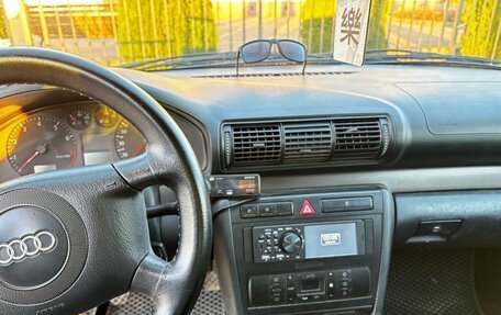 Audi A4, 1999 год, 320 000 рублей, 8 фотография