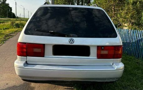 Volkswagen Passat B4, 1994 год, 400 000 рублей, 4 фотография