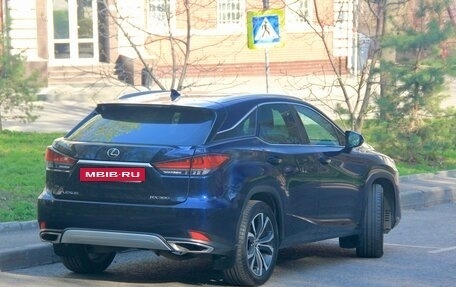 Lexus RX IV рестайлинг, 2020 год, 5 000 000 рублей, 5 фотография