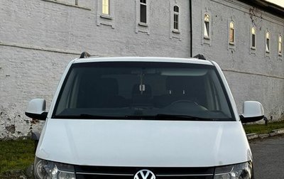 Volkswagen Caravelle T5, 2013 год, 1 900 000 рублей, 1 фотография