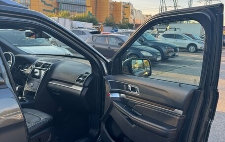 Ford Explorer VI, 2019 год, 3 300 000 рублей, 7 фотография