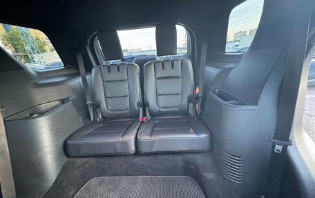 Ford Explorer VI, 2019 год, 3 300 000 рублей, 15 фотография