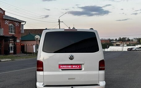 Volkswagen Caravelle T5, 2013 год, 1 900 000 рублей, 2 фотография