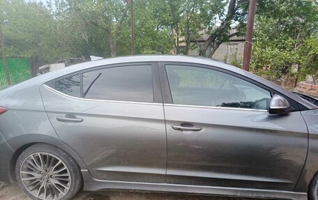 Hyundai Elantra VI рестайлинг, 2018 год, 1 546 000 рублей, 4 фотография