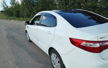 KIA Rio III рестайлинг, 2013 год, 750 000 рублей, 4 фотография