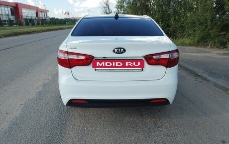 KIA Rio III рестайлинг, 2013 год, 750 000 рублей, 3 фотография
