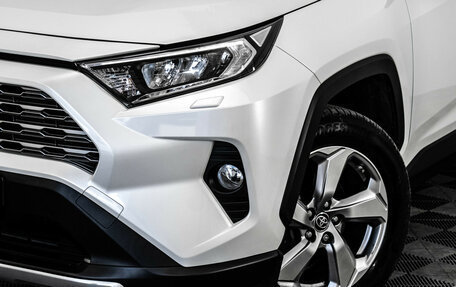 Toyota RAV4, 2019 год, 3 199 000 рублей, 3 фотография