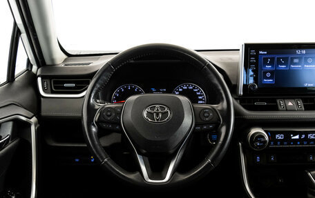 Toyota RAV4, 2019 год, 3 199 000 рублей, 13 фотография