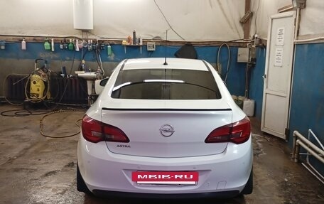 Opel Astra J, 2014 год, 825 000 рублей, 7 фотография