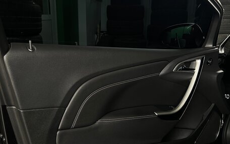 Opel Astra J, 2012 год, 1 180 000 рублей, 17 фотография