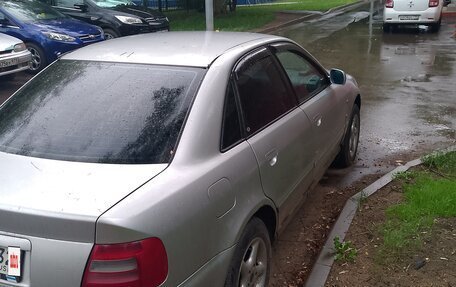 Audi A4, 1998 год, 220 000 рублей, 10 фотография