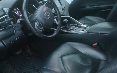 Toyota Camry, 2019 год, 1 650 000 рублей, 4 фотография