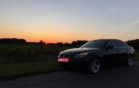 BMW 5 серия, 2005 год, 1 350 000 рублей, 3 фотография