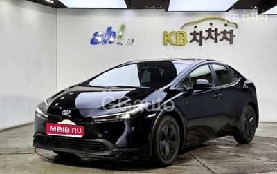 Toyota Prius IV XW50, 2024 год, 3 200 000 рублей, 1 фотография