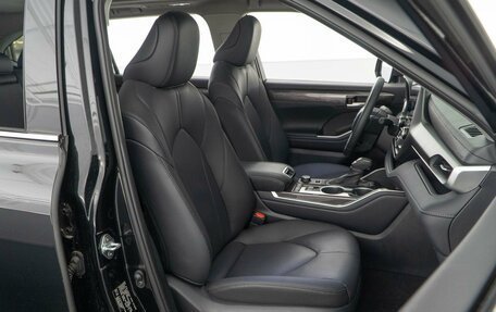 Toyota Highlander, 2024 год, 5 190 000 рублей, 8 фотография