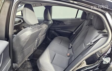 Toyota Prius IV XW50, 2024 год, 3 200 000 рублей, 8 фотография