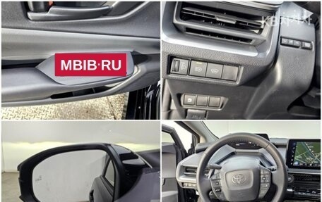 Toyota Prius IV XW50, 2024 год, 3 200 000 рублей, 17 фотография