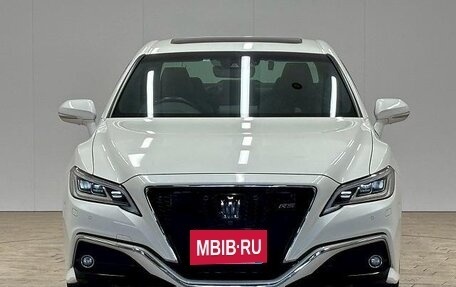 Toyota Crown, 2019 год, 2 660 999 рублей, 8 фотография