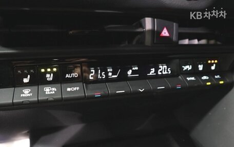 Toyota Crown, 2023 год, 4 500 000 рублей, 11 фотография