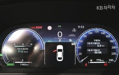 Toyota Crown, 2023 год, 4 500 000 рублей, 6 фотография