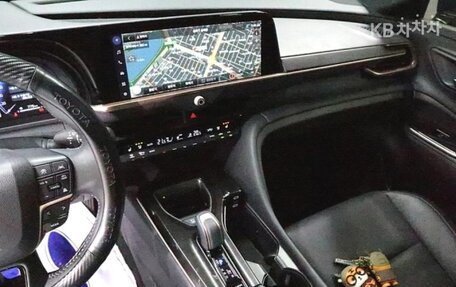 Toyota Crown, 2023 год, 4 500 000 рублей, 10 фотография