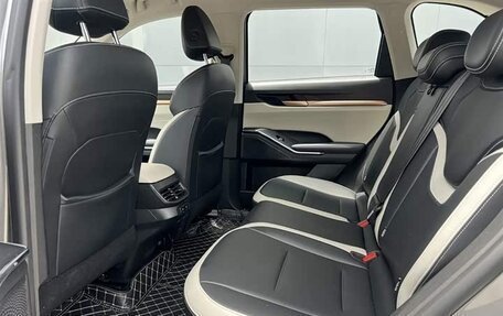 Haval H6, 2021 год, 1 630 000 рублей, 14 фотография