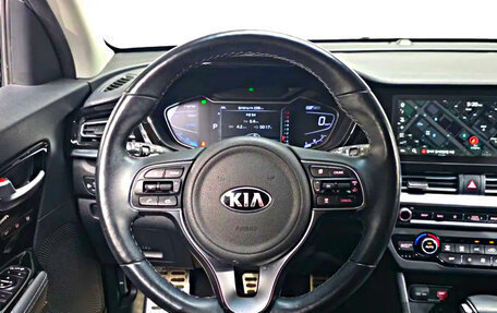 KIA Niro I, 2020 год, 1 600 000 рублей, 6 фотография