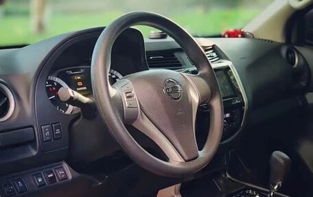 Nissan Terra, 2021 год, 2 800 000 рублей, 6 фотография