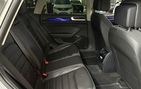 Volkswagen Passat CC, 2021 год, 2 085 000 рублей, 13 фотография