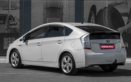 Toyota Prius, 2010 год, 1 079 000 рублей, 2 фотография