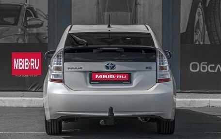 Toyota Prius, 2010 год, 1 079 000 рублей, 4 фотография