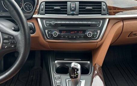 BMW 3 серия, 2011 год, 2 000 000 рублей, 12 фотография