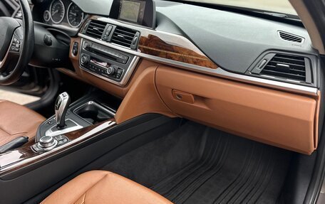 BMW 3 серия, 2011 год, 2 000 000 рублей, 16 фотография
