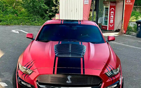 Ford Mustang VI рестайлинг, 2022 год, 2 100 777 рублей, 2 фотография