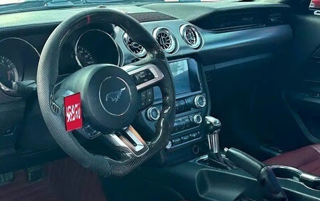 Ford Mustang VI рестайлинг, 2022 год, 2 100 777 рублей, 10 фотография