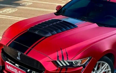 Ford Mustang VI рестайлинг, 2022 год, 2 100 777 рублей, 4 фотография