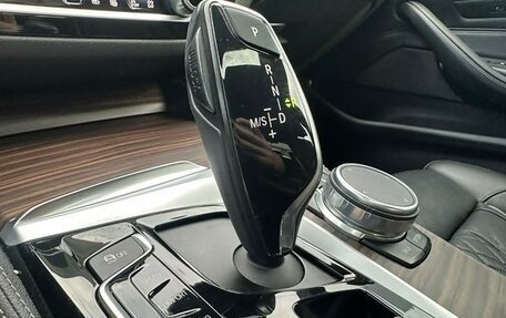 BMW 5 серия, 2017 год, 2 600 000 рублей, 11 фотография