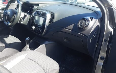 Renault Kaptur I рестайлинг, 2016 год, 1 330 000 рублей, 19 фотография