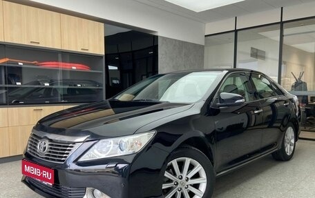 Toyota Camry, 2013 год, 1 850 000 рублей, 1 фотография
