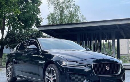 Jaguar XE I рестайлинг, 2022 год, 2 590 000 рублей, 3 фотография