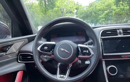 Jaguar XE I рестайлинг, 2022 год, 2 590 000 рублей, 11 фотография