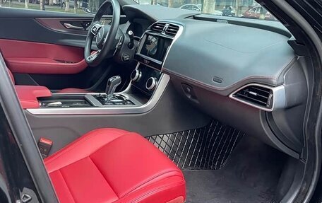 Jaguar XE I рестайлинг, 2022 год, 2 590 000 рублей, 13 фотография