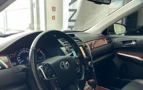 Toyota Camry, 2013 год, 1 850 000 рублей, 11 фотография